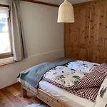 2,5 Mit Bergblick In Engadin アパート