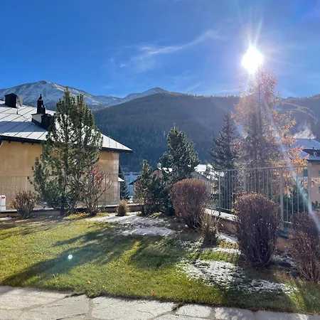 2,5 Mit Bergblick In Engadin