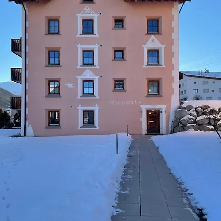 2,5 Mit Bergblick In Engadin Apartment Zuoz