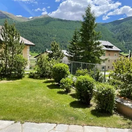 Διαμέρισμα 2,5 Mit Bergblick In Engadin Zuoz