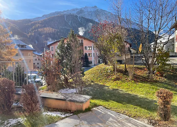 Appartement 2,5 Mit Bergblick In Engadin Zuoz