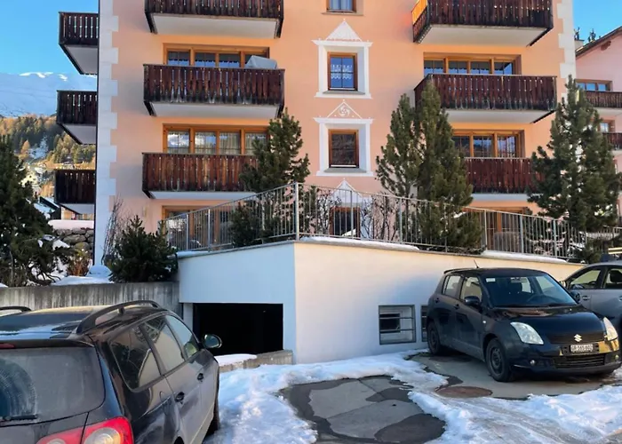 Appartement 2,5 Mit Bergblick In Engadin