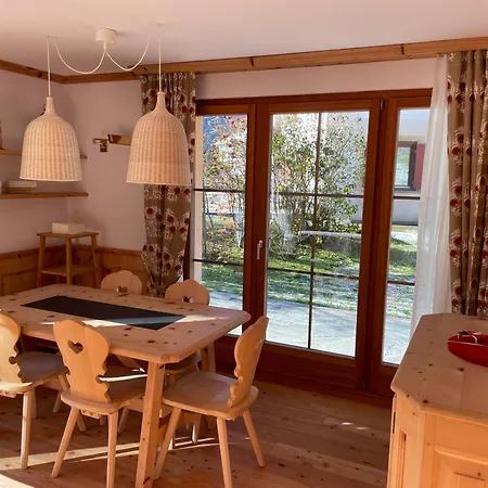 2,5 Mit Bergblick In Engadin 추오츠