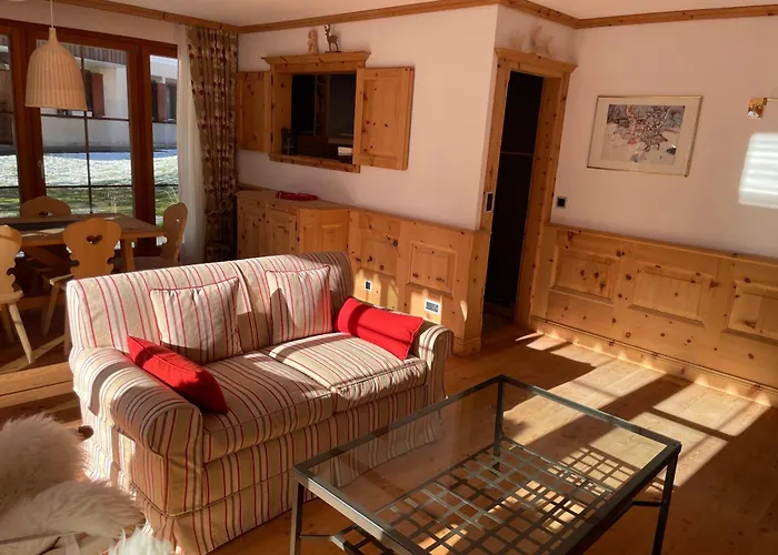 2,5 Mit Bergblick In Engadin Apartment *