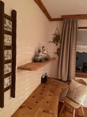 2,5 Mit Bergblick In Engadin