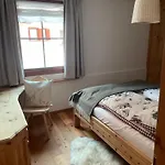 2,5 Mit Bergblick In Engadin *