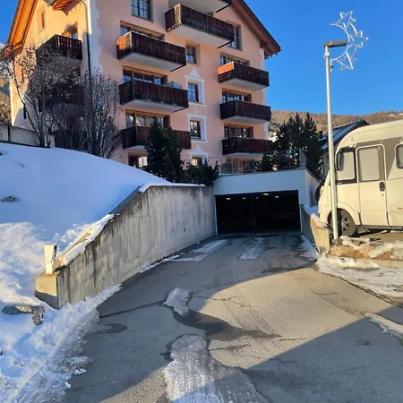 2,5 Mit Bergblick In Engadin צואוץ